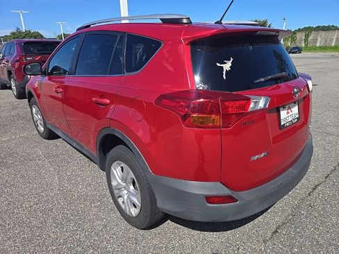 Used 2014 Toyota RAV4 LE AWD/4WD image 7