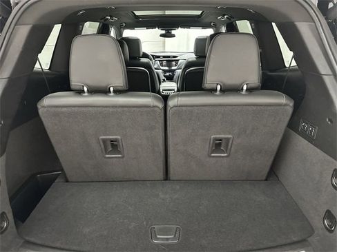 Certified 2025 Cadillac XT6 Premium Luxury image 17