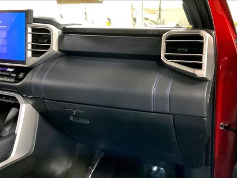 Used 2025 Toyota Tundra Platinum image 19