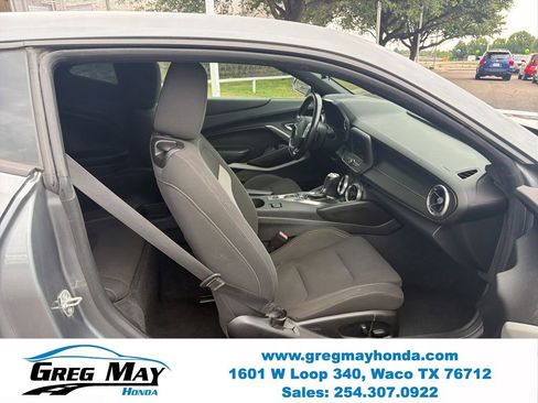 Used 2019 Chevrolet Camaro LT RWD image 27