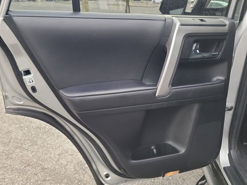 Certified 2022 Toyota 4Runner SR5 Premium image 13