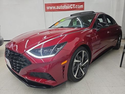 Used 2023 Hyundai Sonata SEL Plus w/ Preferred Accessory Package FWD image 3