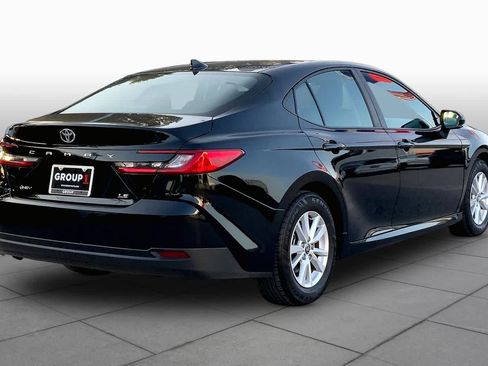 Used 2025 Toyota Camry LE FWD image 13