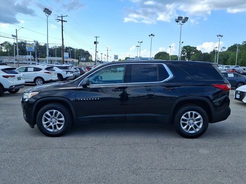 Used 2021 Chevrolet Traverse LS AWD/4WD image 7