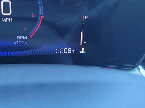 Certified 2026 Chevrolet Trax LT w/ Driver Confidence Package FWD image 30