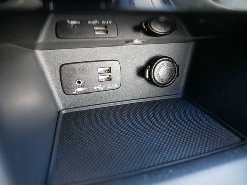 Used 2023 Subaru Forester Premium image 33