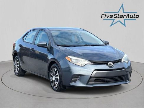 Used 2016 Toyota Corolla LE image 1