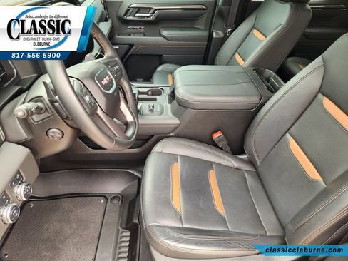 Used 2025 GMC Sierra 1500 AT4 w/ AT4 Premium Package AWD/4WD image 14