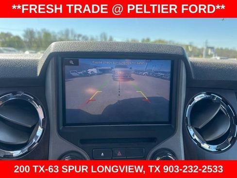 Used 2014 Ford F250 Lariat w/ Lariat Interior Package image 9