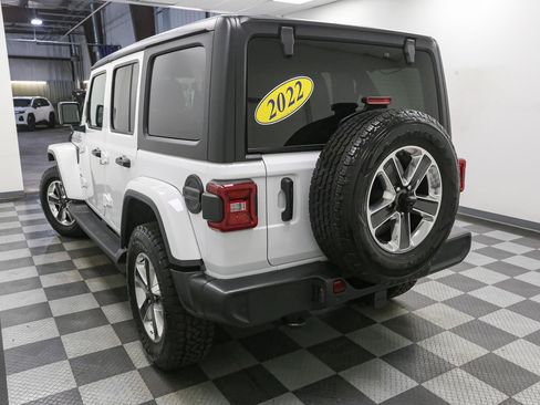 Used 2022 Jeep Wrangler Unlimited Sahara w/ LED Lighting Group AWD/4WD image 11