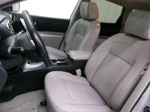 Used 2012 Nissan Rogue SL AWD/4WD image 18