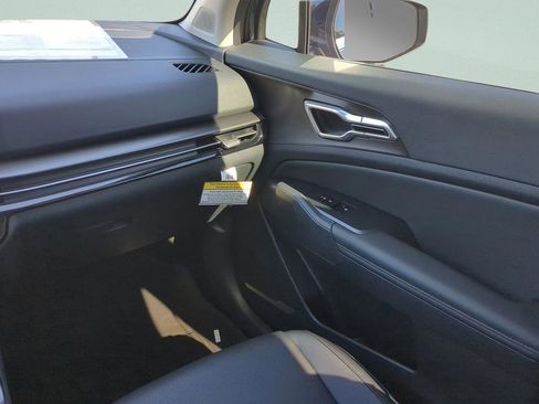 New 2026 Kia Sportage EX w/ EX Panorama Roof Package image 19