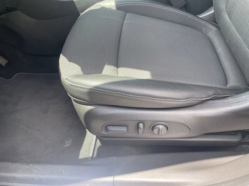 Used 2023 Buick Encore GX Select FWD image 12