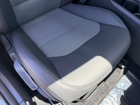 Used 2024 Kia Niro Wind FWD image 36