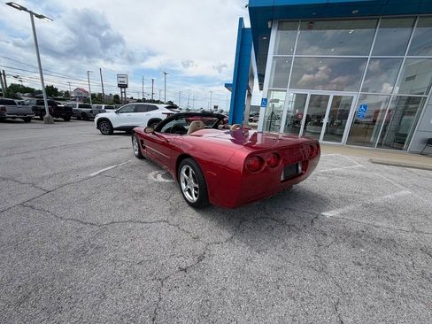 Used 2000 Chevrolet Corvette Convertible w/ Memory Pkg RWD image 3