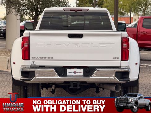 Used 2024 Chevrolet Silverado 3500 LTZ w/ LTZ Plus Package image 6