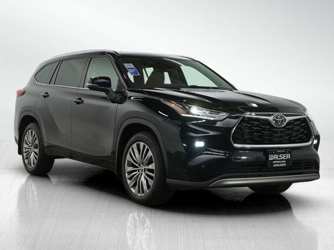 Used 2022 Toyota Highlander Platinum image 7