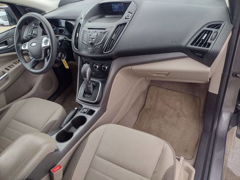 Used 2014 Ford Escape SE image 16