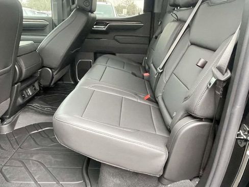 New 2026 Chevrolet Silverado 1500 LT w/ All Star Edition Plus image 9