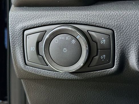 Certified 2022 Ford Ranger Lariat w/ Tremor Off-Road Package image 25