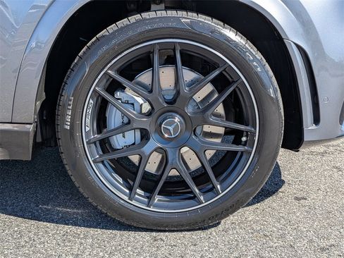 Used 2022 Mercedes-Benz GLE 53 AMG 4MATIC image 11