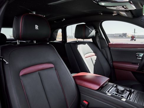 Used 2023 Rolls-Royce Ghost image 48