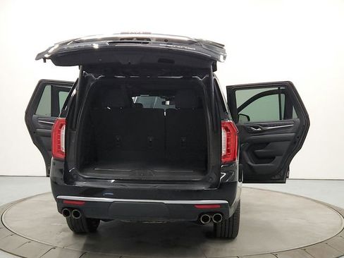 Used 2023 GMC Yukon Denali image 14