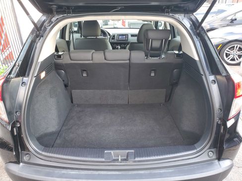 Used 2019 Honda HR-V LX image 23