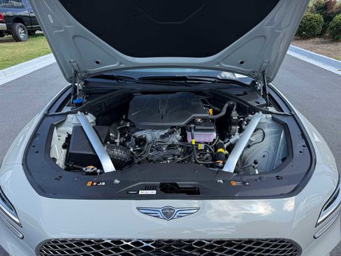 Used 2025 Genesis G70 2.5T RWD image 30