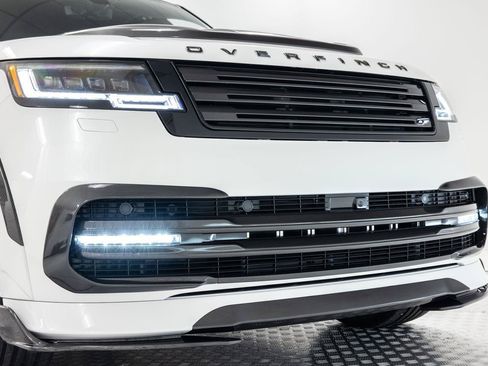 Used 2025 Land Rover Range Rover Long Wheelbase Autobiography AWD/4WD image 6