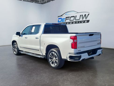 Used 2023 Chevrolet Silverado 1500 High Country image 5
