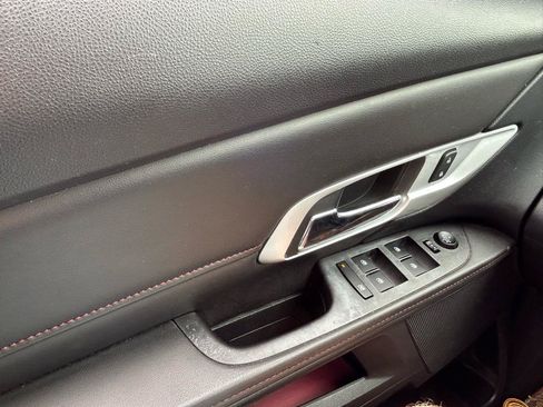Used 2013 GMC Terrain SLE FWD image 26