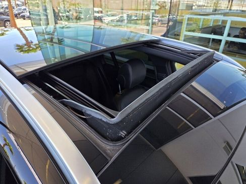 Certified 2021 Mercedes-Benz GLC 300 image 22