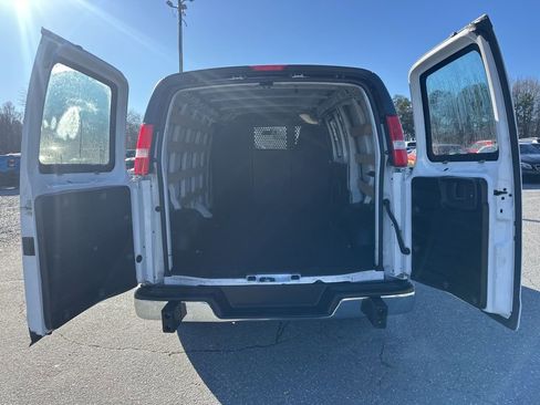 Used 2024 Chevrolet Express 2500 w/ Driver Convenience Package image 23