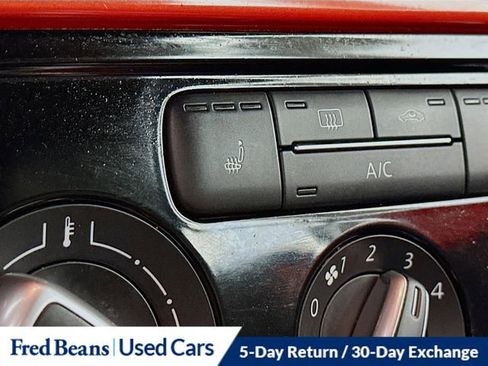 Used 2018 Volkswagen Beetle 2.0T S w/ Style & Comfort Package image 19