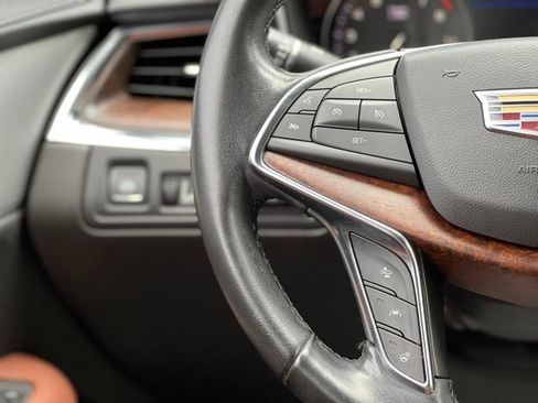 Used 2020 Cadillac XT5 Premium Luxury FWD image 34