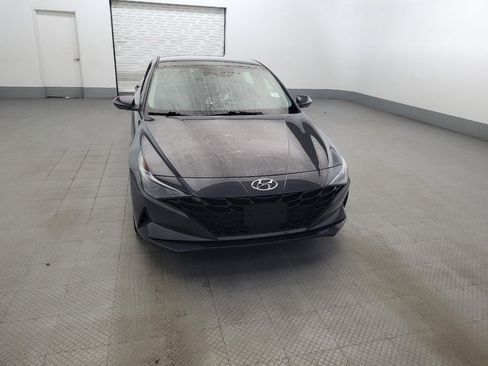 Used 2023 Hyundai Elantra SEL w/ Convenience Package FWD image 14