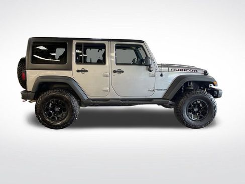 Used 2015 Jeep Wrangler Unlimited Rubicon w/ Dual Top Group AWD/4WD image 7