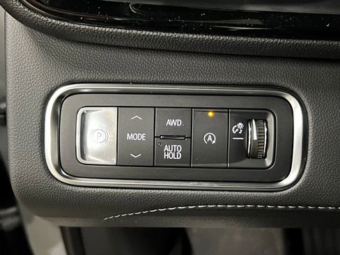 New 2026 Buick Enclave Preferred w/ Power Package AWD/4WD image 17