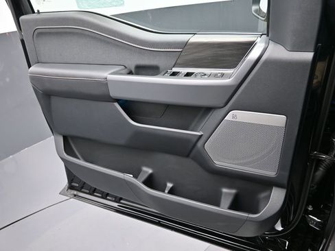 New 2025 Ford F150 Lariat w/ Equipment Group 502A High image 16