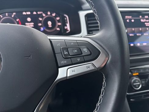 Certified 2022 Volkswagen Atlas SE image 20