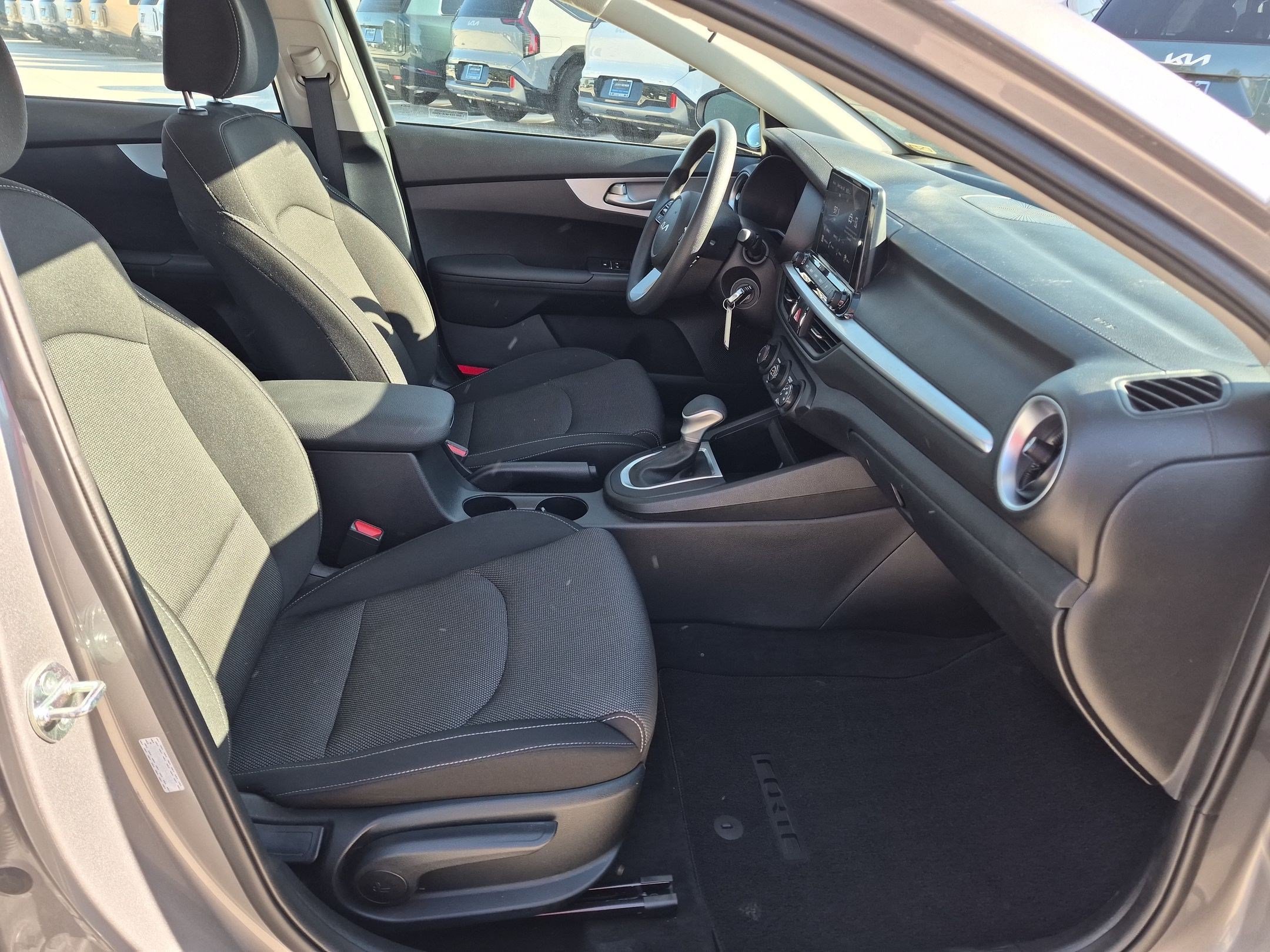 Certified 2024 Kia Forte LXS w/ LXS Technology Package FWD image 27