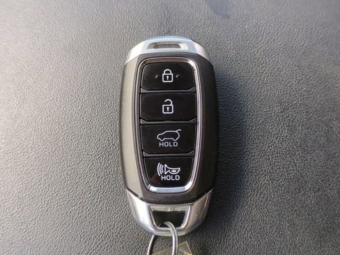 Used 2019 Hyundai Santa Fe SEL FWD image 28