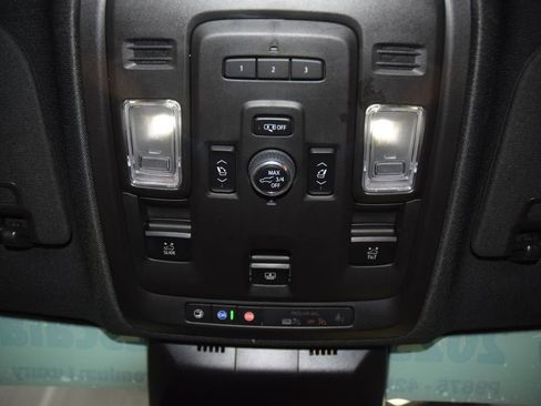 Used 2023 Cadillac Escalade Premium Luxury w/ Performance Package AWD/4WD image 51