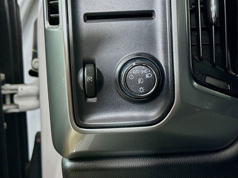 Used 2017 Chevrolet Silverado 1500 LT w/ All Star Edition image 12