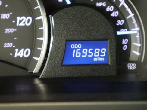 Used 2012 Toyota Camry SE image 25