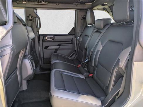 New 2025 Ford Bronco Outer Banks image 16