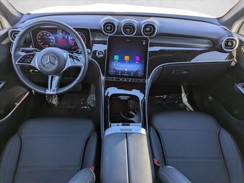 Certified 2025 Mercedes-Benz GLC 300 image 18