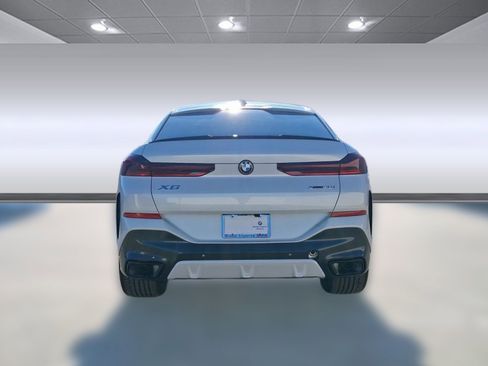 New 2026 BMW X6 xDrive40i w/ Climate Comfort Package image 10