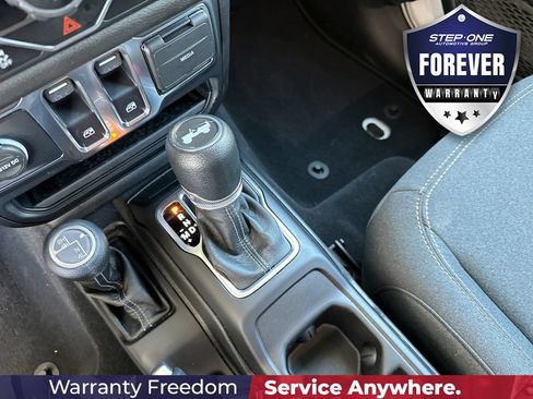 Used 2025 Jeep Wrangler Sport AWD/4WD image 26